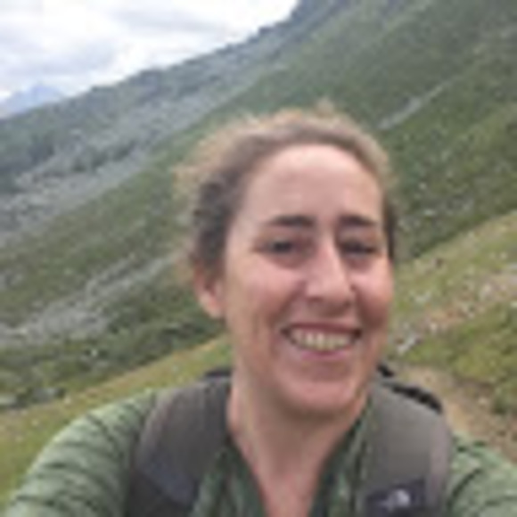 Meet your Posher, Alana - Picture 1 of 1